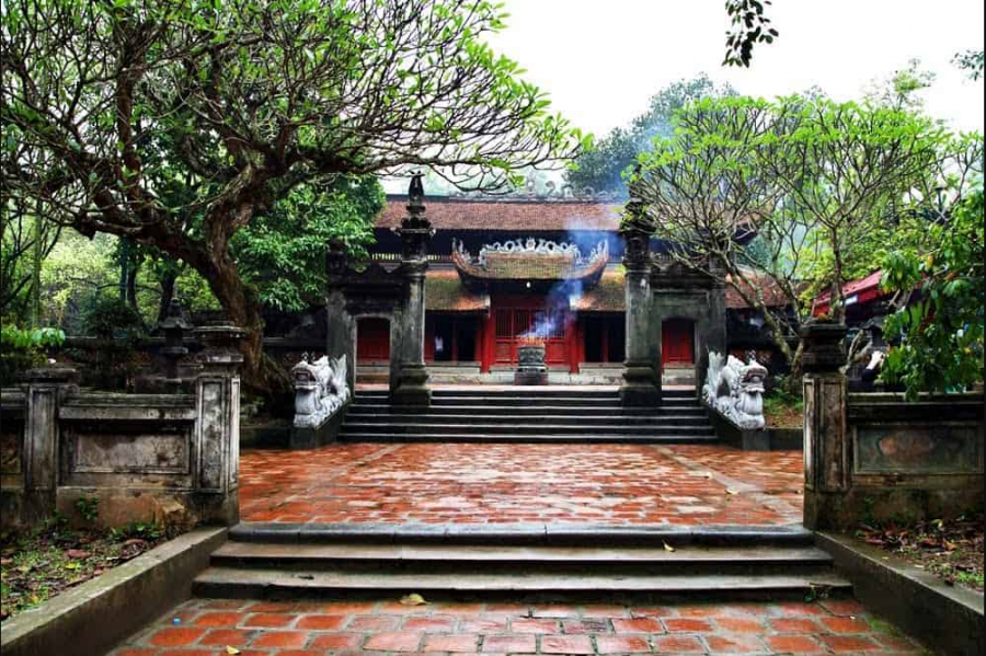 Tour đền sóc chùa non nước