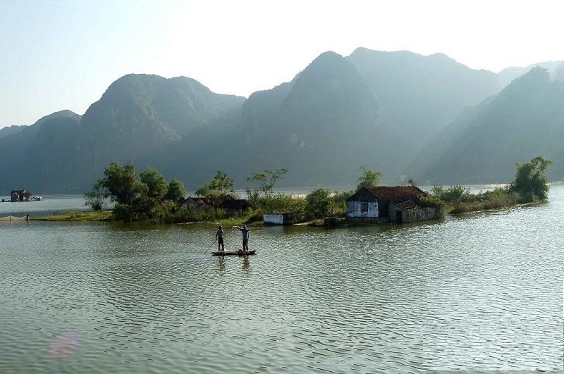 Những trải nghiệm thú vị tại Hồ Đồng Thái Ninh Bình