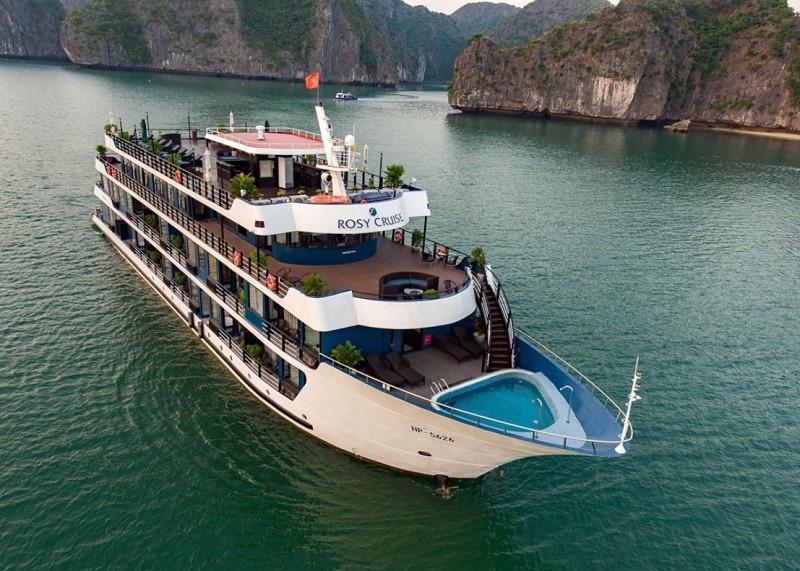 Top 15 du thuyền Vịnh Lan Hạ đẹp sang trọng