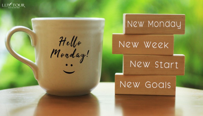 Hello Monday! Wishing you a productive week!